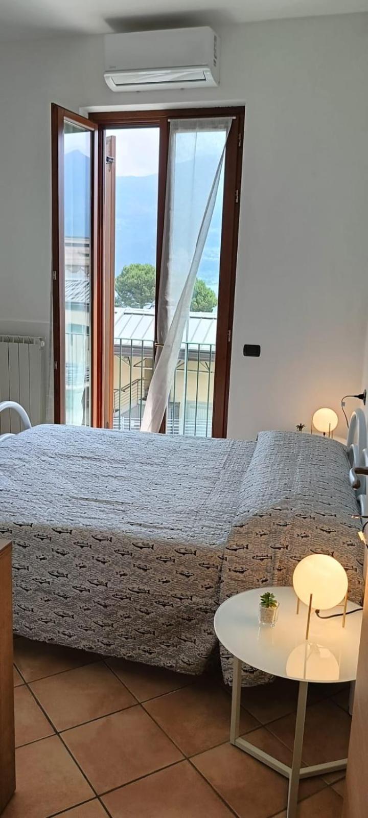 La Casa Dei Carta-New & Chic Apartment Lovere Exterior photo